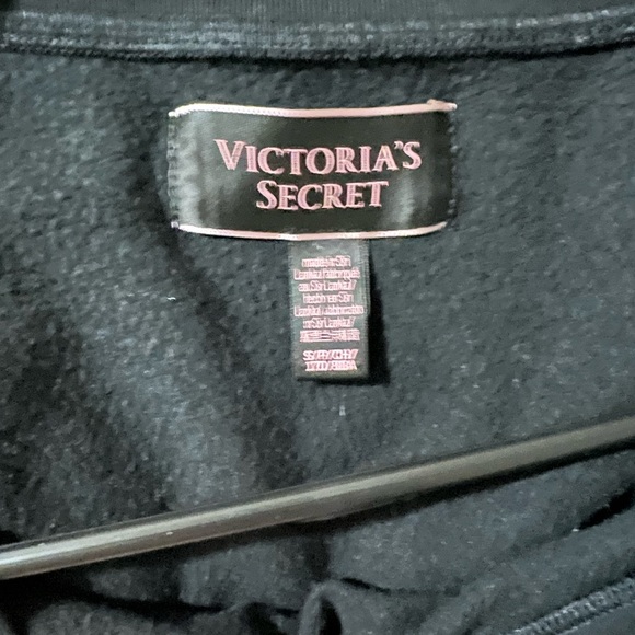 Victoria Secret Sweater - Picture 4 of 4